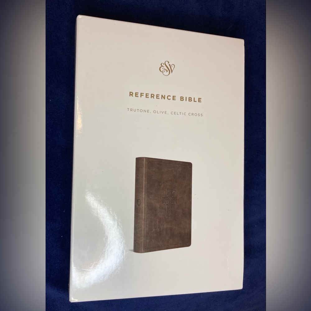 ESV Reference Bible TruTone. Olive, Celtic Cross Design 2016